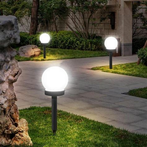 Pernahkah anda mendengar atau melihat lampu. Ide Lampu Taman Bulat Minimalis dan Unik - JustPaste.it