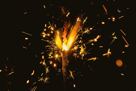 Firework Flash Spark And Dark 4k Hd Wallpaper