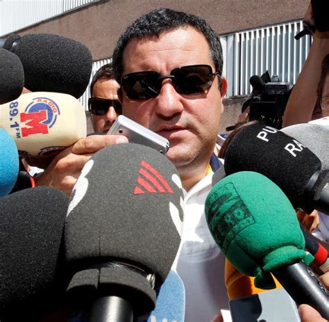 Wenn ein oder zwei spieler nicht genug sind, dann versuch es mal mit spielen für drei spieler. Fifa ermittelt gegen Juventus Turin: Mino Raiola soll 49 ...