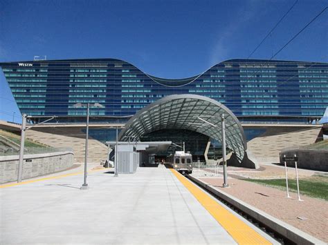 11 secrets of the new DIA train station