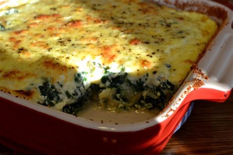 Eggs are an ever welcome guest to a brunch party, and there are plenty of delicious egg recipes to be found in this collection. Baked Eggs Florentine Casserole | Healthy eating | Pinterest