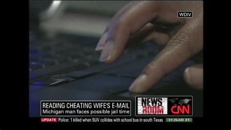 Man Facing Trial On Hacking Charge Defends Reading Wifes E Mails