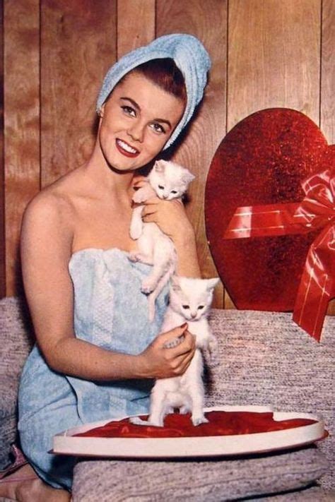 So Cute And Vintage Ann Margret Cat Lovers Cat People