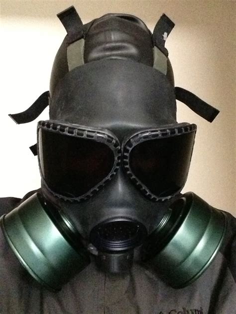 M40 Gas Mask My New M40 With Dual Filters Black Latex Hoo Flickr
