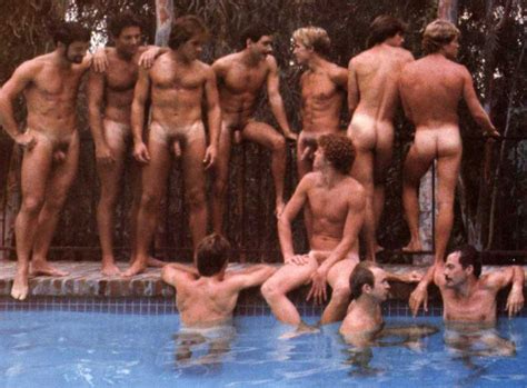 Gay Swimmers TubeZZZ Porn Photos