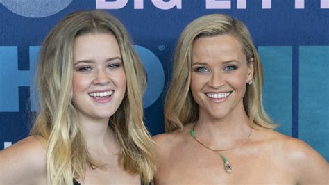 Ava Phillippe Is The Spitting Image Of Reese Witherspoon In This Early 00s Throwback Wedding Love