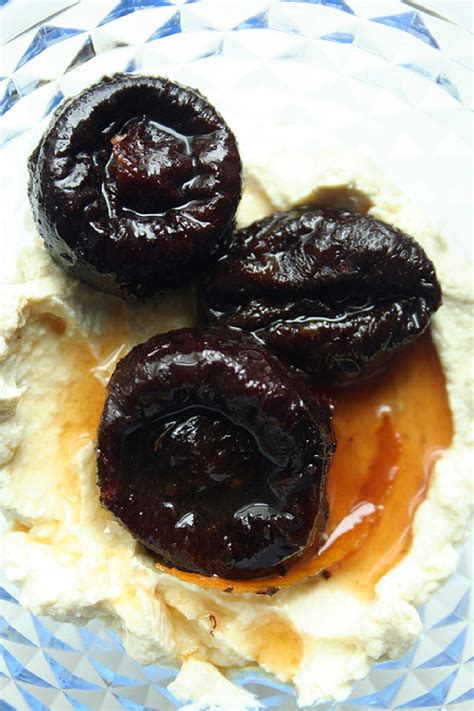 Poached Prunes Deceptively Simple Totally Delicious Su Good Sweets