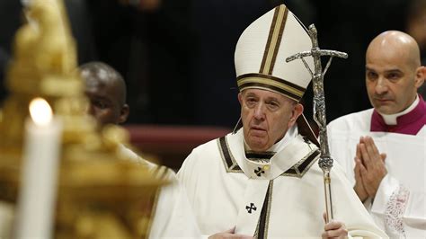 Faith Is About Worshipping God Not Oneself Pope Says On Epiphany