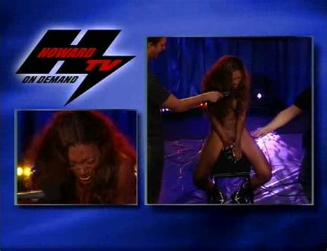 The Howard Stern Show Nude Pics Page 1