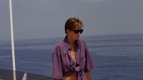 Rare Bikini Candid Of Princess Diana Is The Perfect July 4 Inspiration