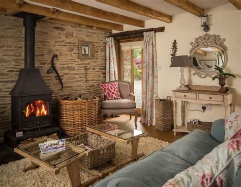 Cozy English Cottage Living Room Allope Recipes