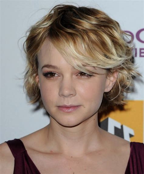 Cute Short Hairstyle With Side Bangs Hairstyles Weekly