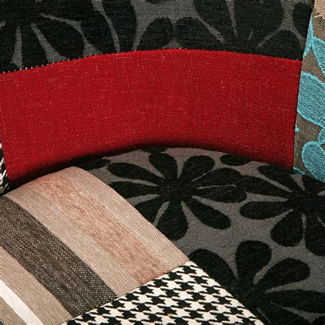 We did not find results for: Fauteuil Club en tissu Patchwork coloré et pieds bois ...