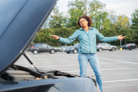 African American Woman Car Break Down Stock Photos Free And Royalty