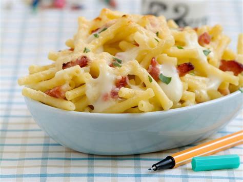 Découvrez la recette Macaronis au fromage sur cuisineactuelle fr
