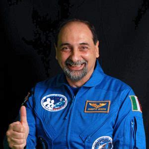 Umberto guidoni ( roma , 18 august 1954 ) este un astronaut , astrofizician și scriitor italian. Umberto Guidoni - Mare di Libri