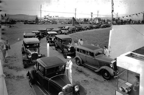 Over 400 Cars Attended Hollingsheads Opening Night On June 6 1933