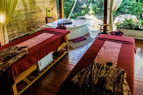 Balinese Massage In Ubud Where To Get The Best One Ubud Spa Massage Room Travel Locations