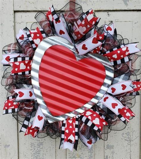 Valentines Day Deco Mesh Wreath With Metal Heart Etsy Mesh Wreaths