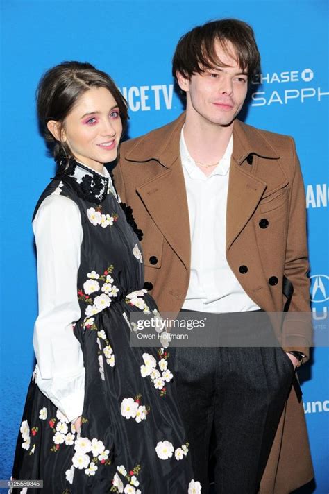 Fotograf A De Noticias Actor Natalia Dyer And Charlie Heaton Attend The Actrices Netflix