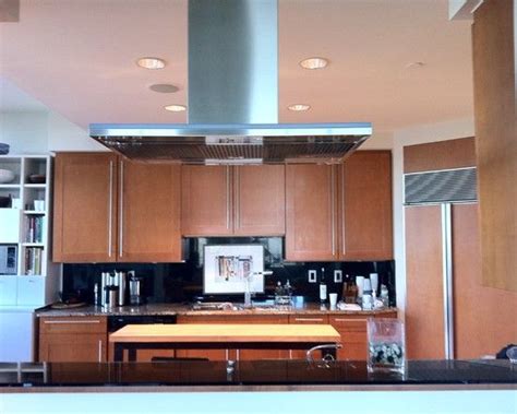 Steel euro 5 center to center bar pull (set of 25) by gliderite hardware. Like the simplicity of the cabinets paired with the extra long thin handles. | Kitchen remodel ...