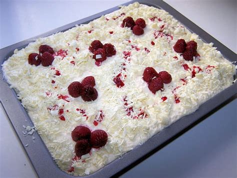 Recette de Tiramisu au chocolat blanc et aux framboises