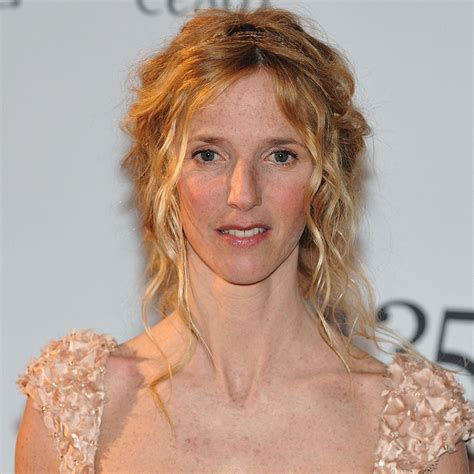 Her most notable roles were in the films the patriots (1994), a self made hero (1996), for sale (1998), alias betty (2001), mademoiselle chambon (2009), 9 month stretch (2013), and number one fan. Sandrine Kiberlain abandonne son blond et elle est canon ...