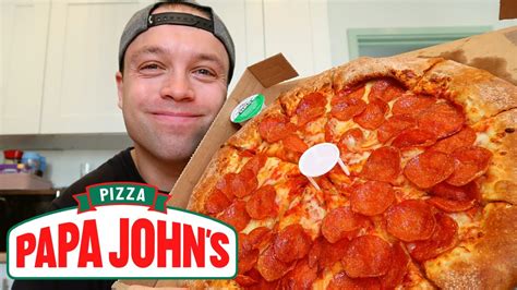First Time Eating Papa John S Pepperoni Perfection Food Review Youtube