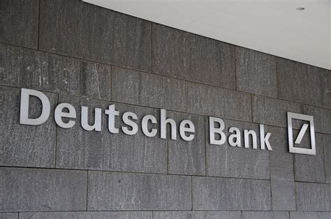 Deutsche bank ag, taunusanlage 12, 60325 frankfurt am main. Deutsche Bank targets €200 bln of sustainable investment by 2025 - The European Magazine