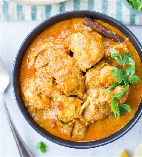 Slow Cooker Coconut Chicken Curry The Flavours Of Kitchen