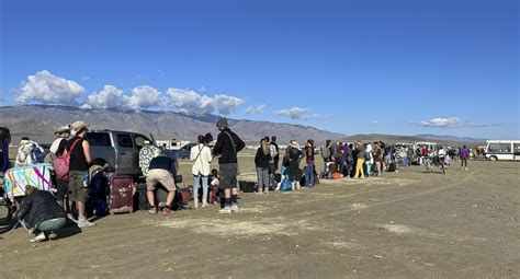 The “exodus” Begins At The Muddy Burning Man Festival In The Us Desert