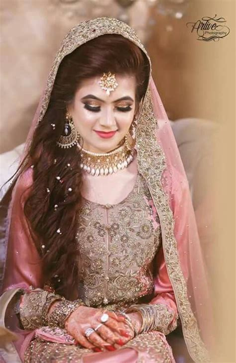 New Pakistani Bridal Hairstyles To Look Stunning Fashionglint