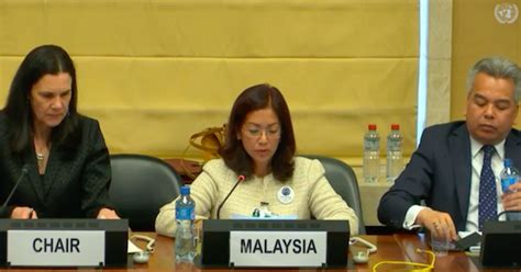 Every pride, or whenever public conversation turns to the subject of homosexuality, malaysians who are lgbt fear for their lives. Putrajaya Rep To UN: LGBT Community Is Treated Equally In ...