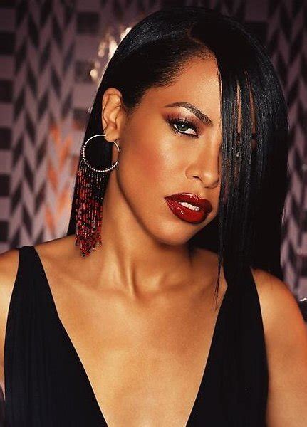 Aaliyah dana haughton was an american singer, actress, dancer, and model. Aaliyah - zdjęcia, dyskografia, muzyka na Tekstowo.pl