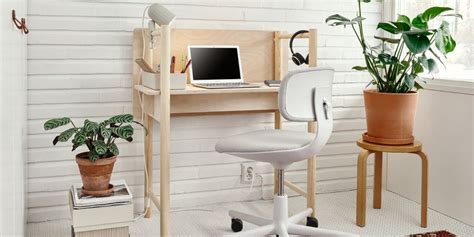 The 15 Best Desks For Small Spaces