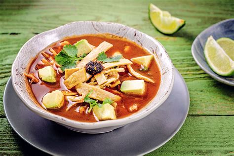Sopa Azteca Con Pollo Chicken Tortilla Soup