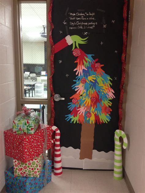class decorating door contest door decorations classroom christmas school christmas door