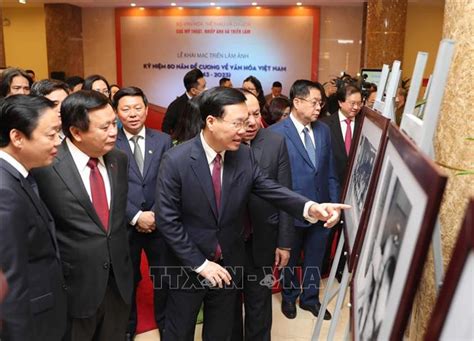 Photo Exhibition Marks 80 Years Of Outline Of Vietnamese Culture Vna