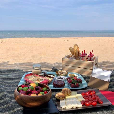 Picnic On The Beach In 2021 Beach Picnic Foods Picnic Foods Beach Meals