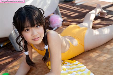 Koharu Nishino Japanese Gravure Idol Sexy Orange Swimsuit Playing Water