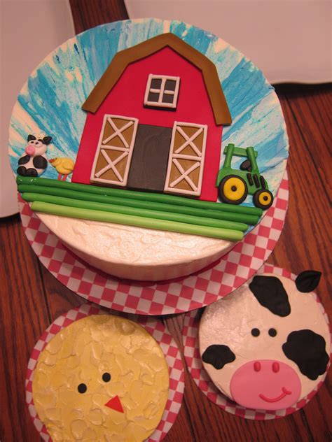 Farm Birthday Cake and Farm Animal Smash Cakes | Farm birthday cakes, Farm birthday, Farm party