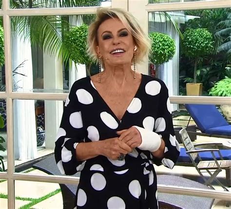 Her zodiac sign is aries. Ana Maria Braga cai no batidão e dança funk ao vivo ...