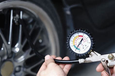 I highly recommend you just get the jaco elite pro pressure gauge on amazon.com. Find & Check Your Tyre Pressures | National Tyres and Autocare