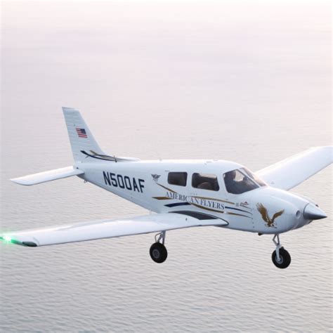 American Flyers Receives First Piper Pilot 100i Aircraft