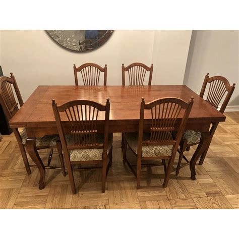 Bloomingdales Zichele Expandable Dining Table W 6 Chairs Aptdeco