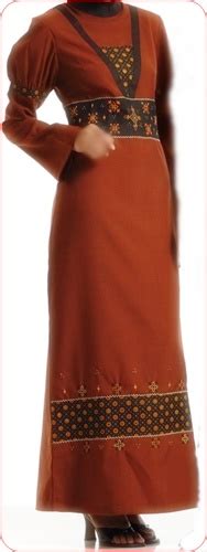 Model Baju Batik Wanita Muslim Indonesia