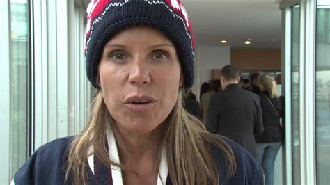 People who liked laura tenoudji's feet, also liked Laura Tenoudji vous donne rendez-vous sur la toile - YouTube