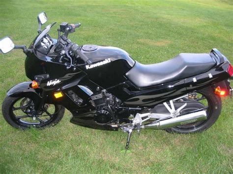 Although the look of it may be a bit 'aged' compared to some of the newer style of 600cc motorcycles, i personally think that the bike holds its own aesthetically… especially the 2007 black color scheme. Buy 2006 Kawasaki Ninja 250R, Black, Low miles, clean. on ...