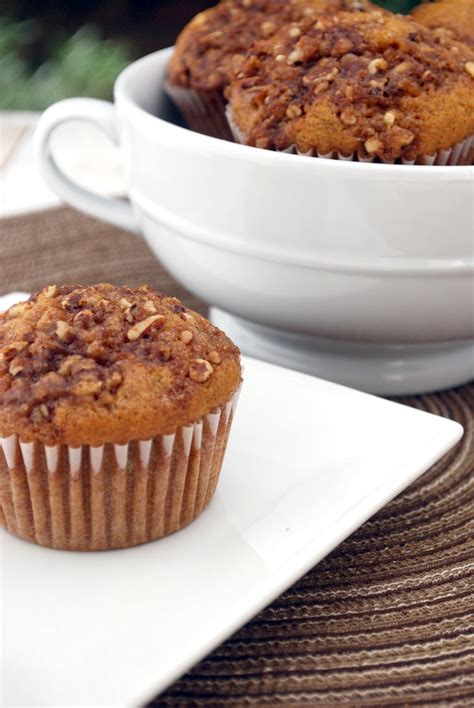 Pumpkin Spice Muffins With Pecan Streusel Topping Quick And Easy Recipes