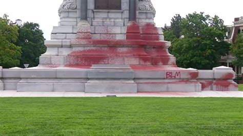 Robert E Lee Statue Vandalized On Richmonds Monument Avenue
